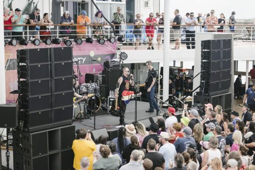 TNC26-D3-Unplugged-Gin-45