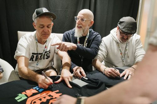 TNC26-D5-Autograph-EMF-10