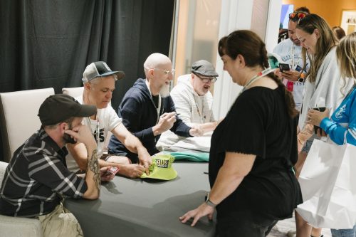 TNC26-D5-Autograph-EMF-17