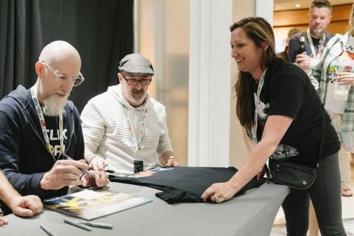 TNC26-D5-Autograph-EMF-2