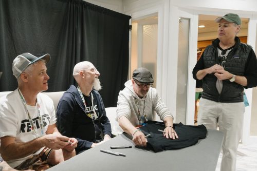 TNC26-D5-Autograph-EMF-5