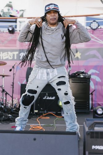 TNC26-D5-DJ-KOOL-and-BELL10