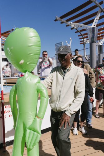 TNC26-D5-DJ-KOOL-and-BELL108