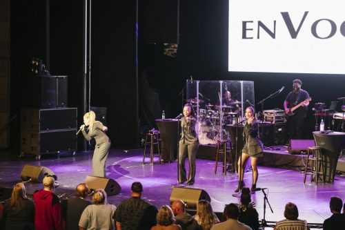 TNC26-D5-En-Vogue-46