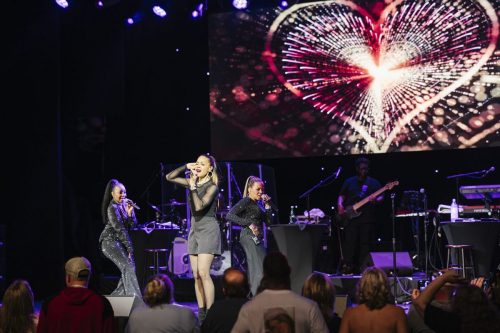 TNC26-D5-En-Vogue-92