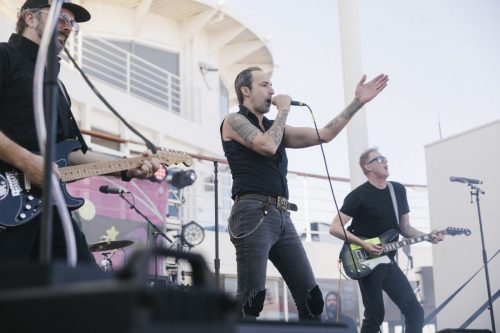 90s on Deck Featuring Sponge