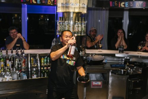 TNC26D1-Bartender-11