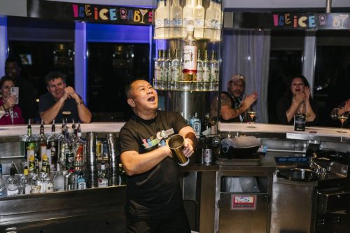 TNC26D1-Bartender-12