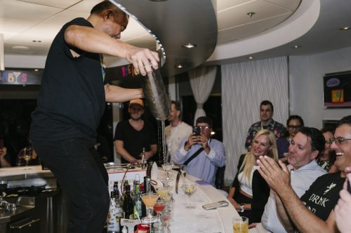 TNC26D1-Bartender-23