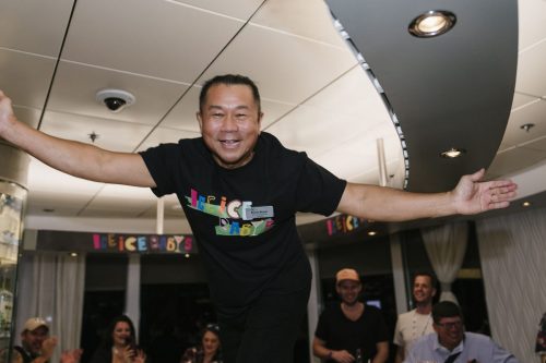 TNC26D1-Bartender-25