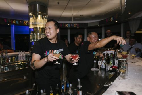 TNC26D1-Bartender-26