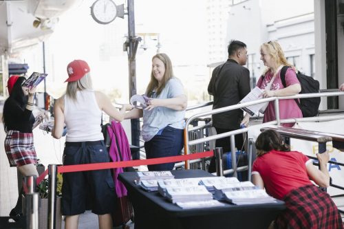 TNC26D1-Embarkation-120